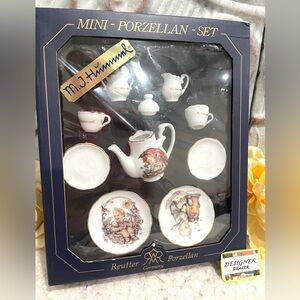 M.J.Hummel Mini Tea Set
